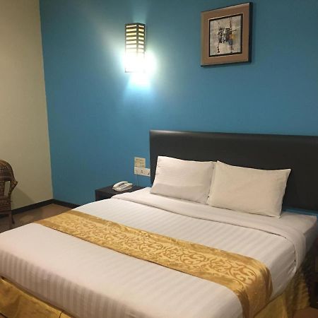 Hotel Zamburger Секудаи Экстерьер фото