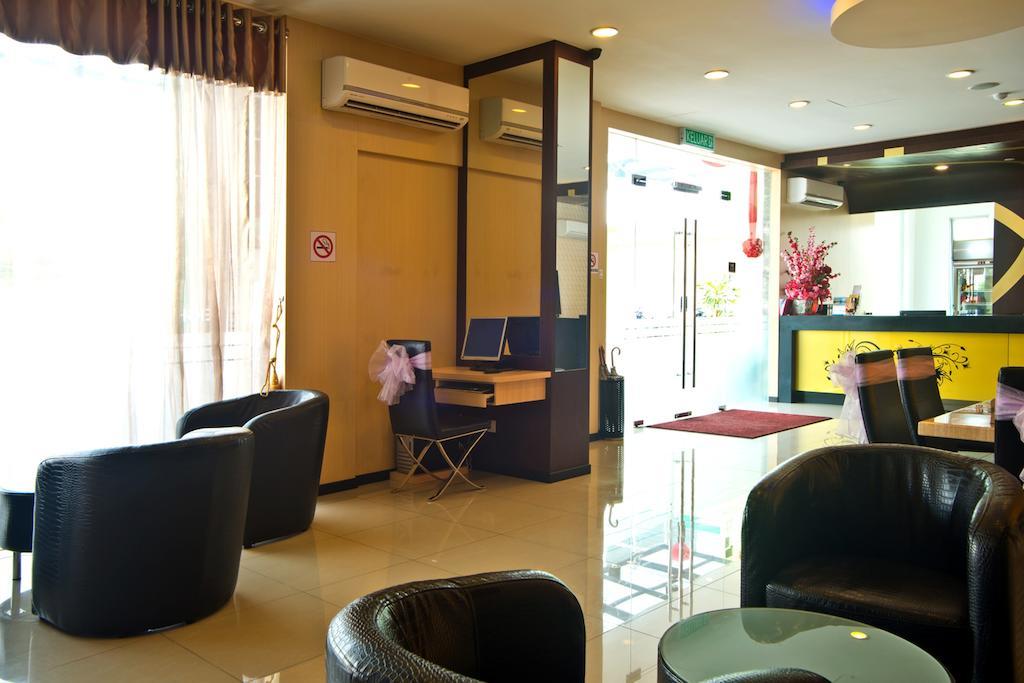 Hotel Zamburger Секудаи Экстерьер фото