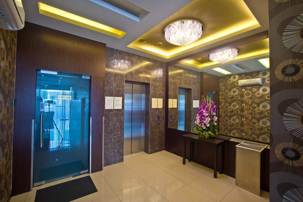 Hotel Zamburger Секудаи Экстерьер фото