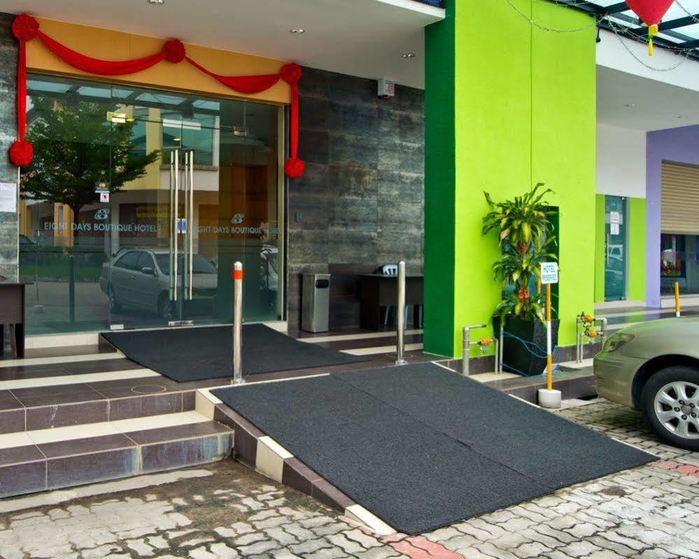 Hotel Zamburger Секудаи Экстерьер фото